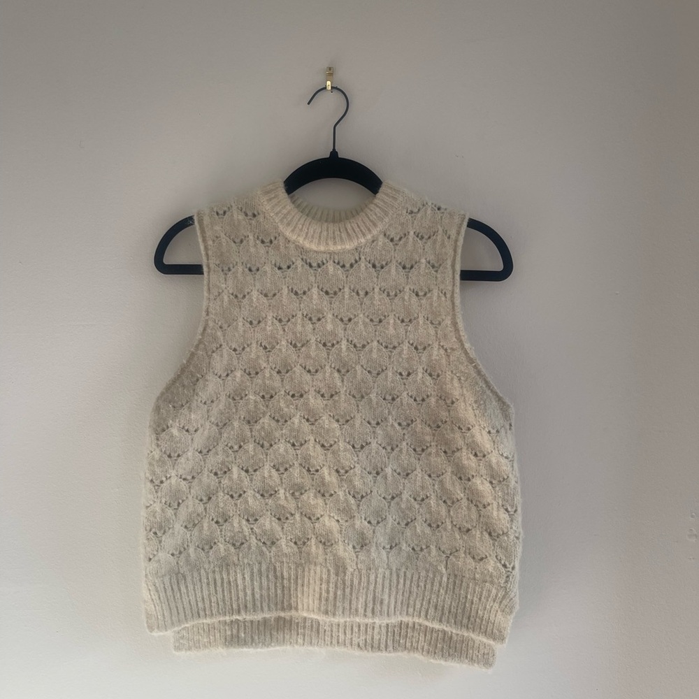 Cream Knit Sleeveless Sweater